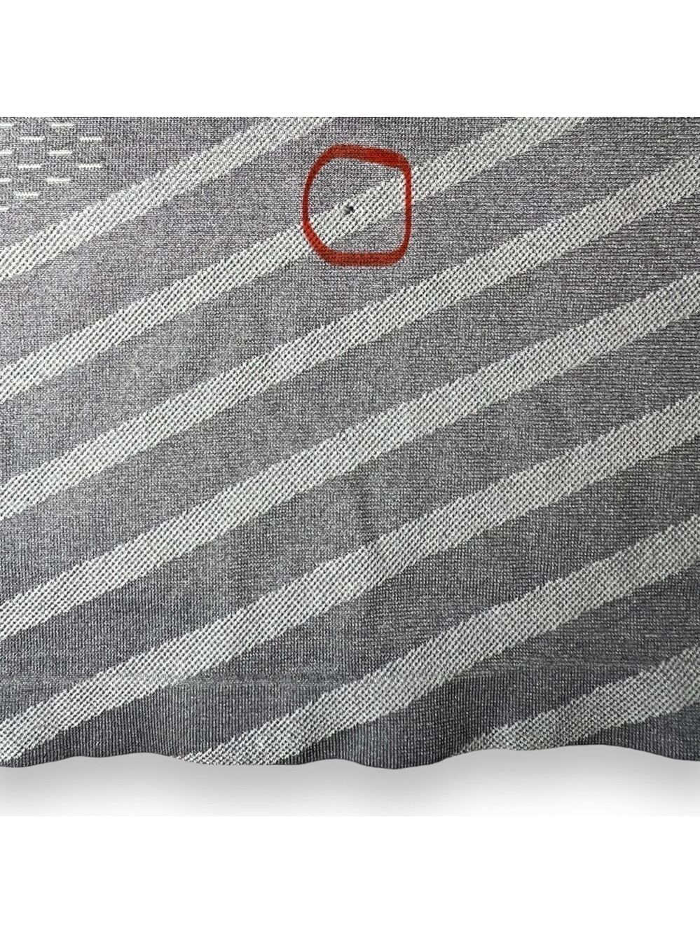 Under Armour Boy’s Seamless Tee Overcast Gray Size Large - Picture 2 of 6
